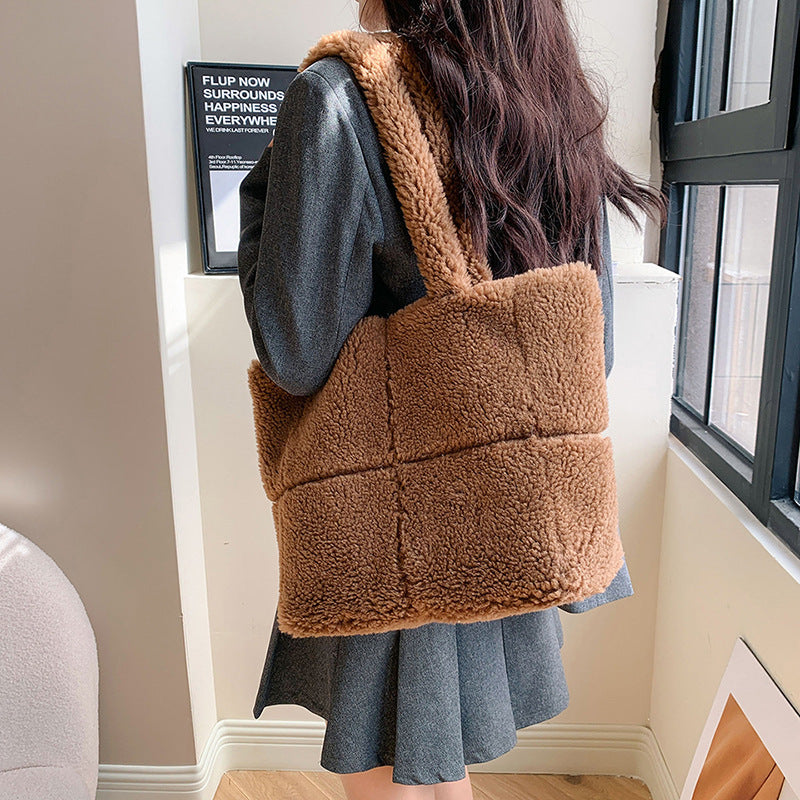 Women's Designer Luxury Plush Bag Winter Fashion Cute Tote Handbags Large Capacity Portable Single Shoulder Furry Bags - ANIBEY