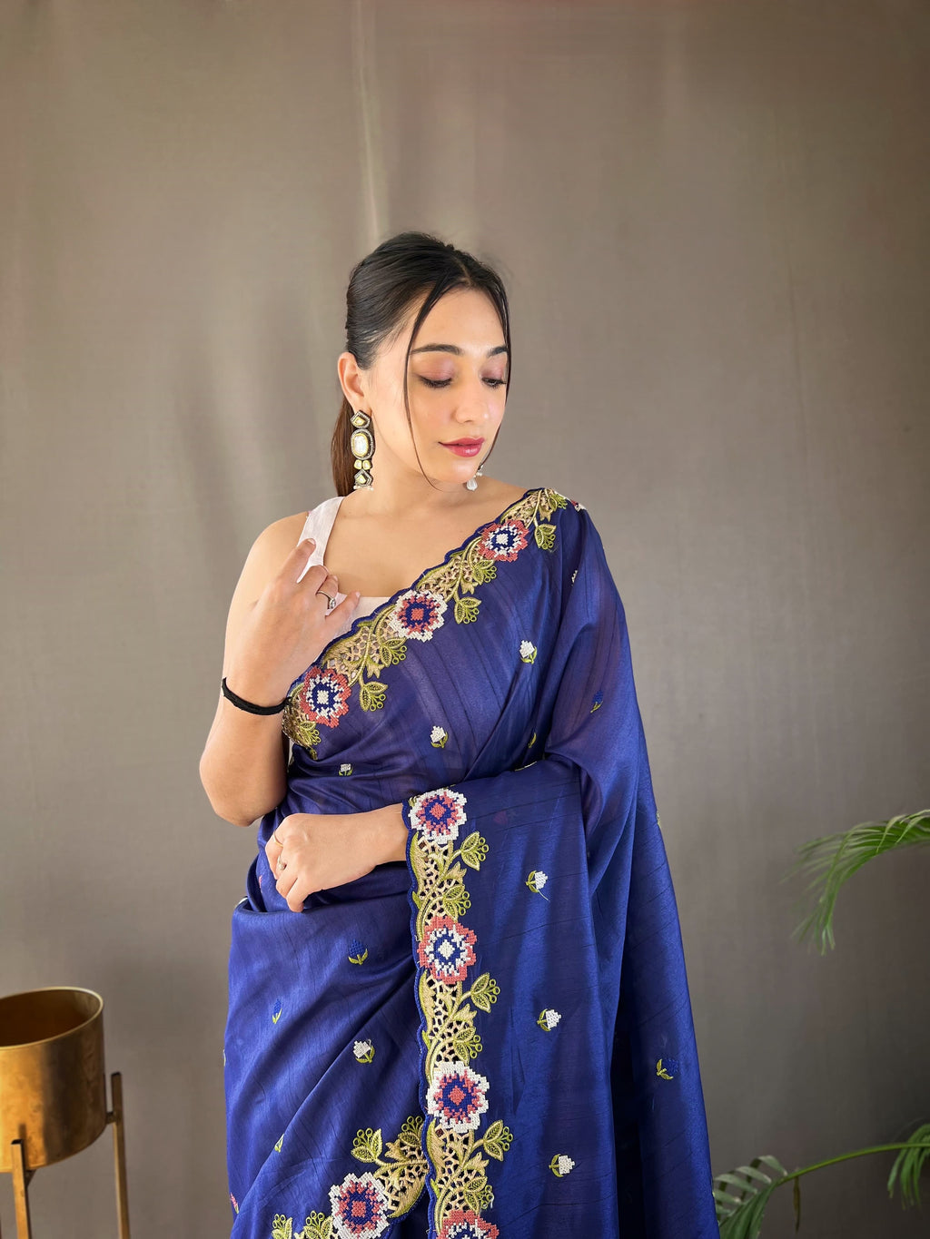 Sclout Women's Soft Silk Saree With Cut Boarder & Work Blouse Piece - ANIBEY
